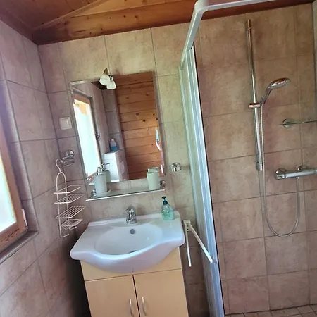 Bliev-hee Nr 5 בית נופש קלינק